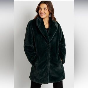 Dark Green Luxe Faux Fur Outwear Coat, XXL 🍀